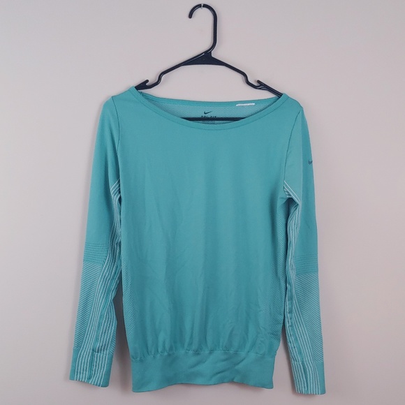 Nike Dri-Fit Long Sleeved Vented Exercise Shirt - Picture 1 of 3